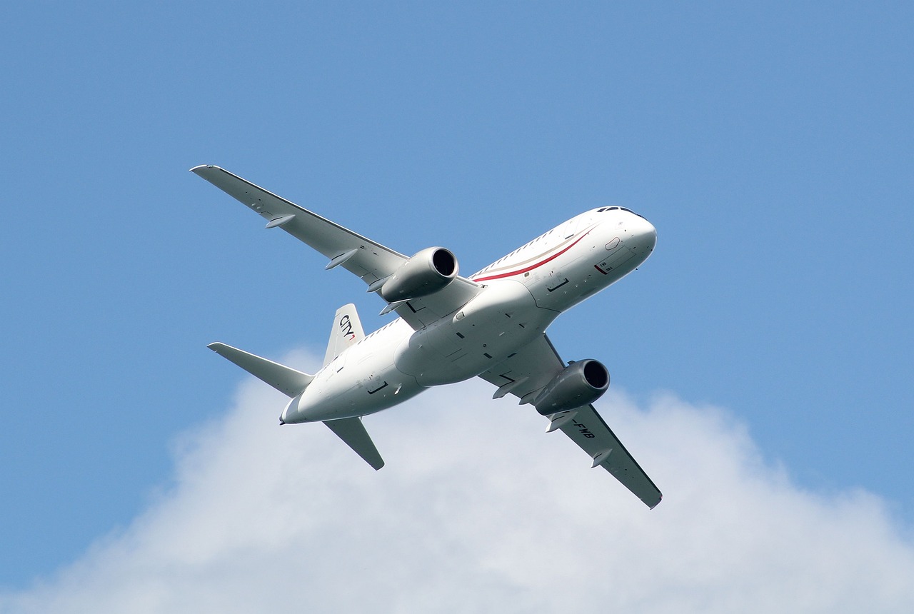 SSJ100